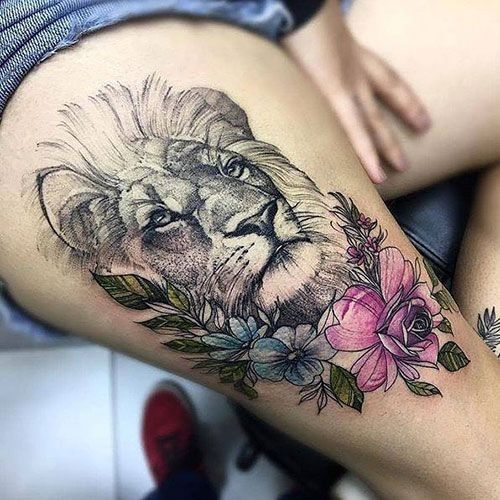 Tatouage Lion Avec Roses Sur La Cuisse 